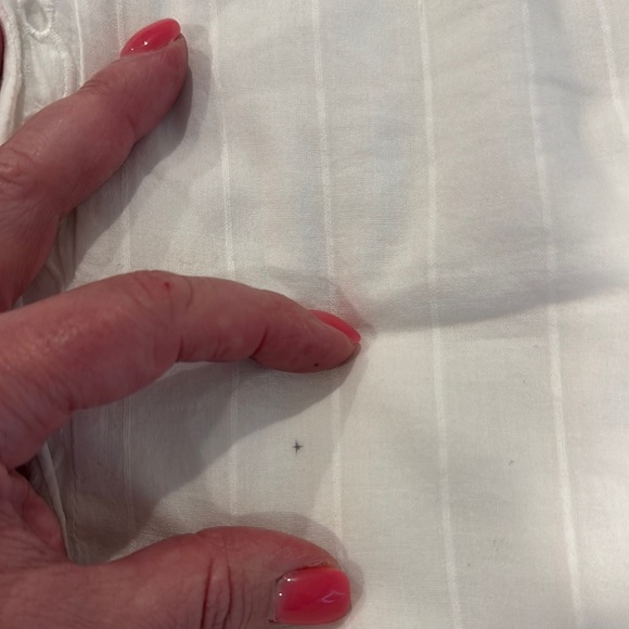 LOFT Women's White Sleeveless Top - Picture 7 of 8